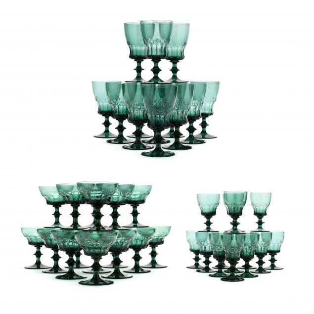 43-pieces-of-vintage-theresienthal-green-concord-stemware