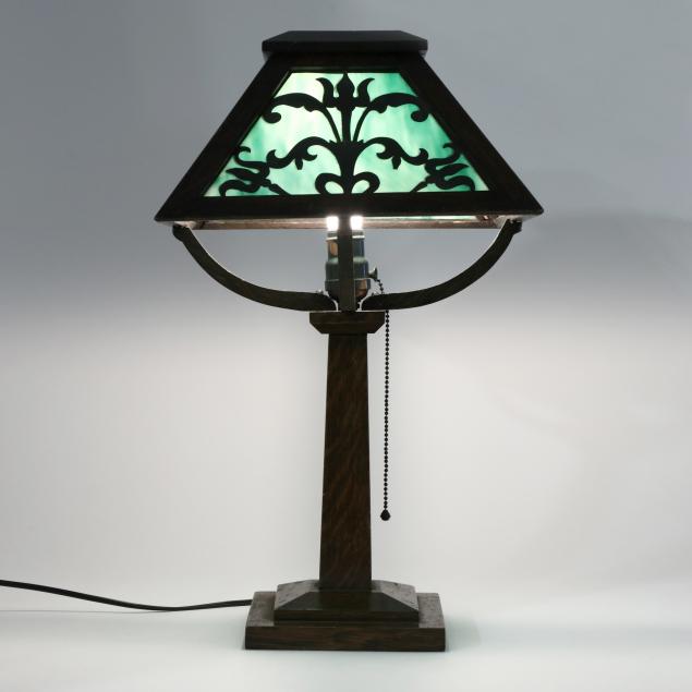 arts-and-crafts-oak-and-slag-glass-table-lamp
