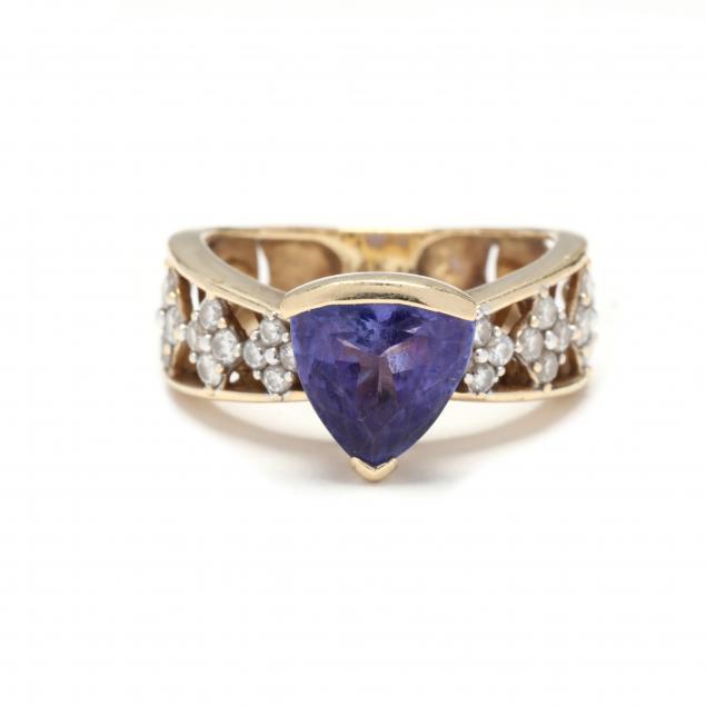 bi-color-gold-tanzanite-and-diamond-ring