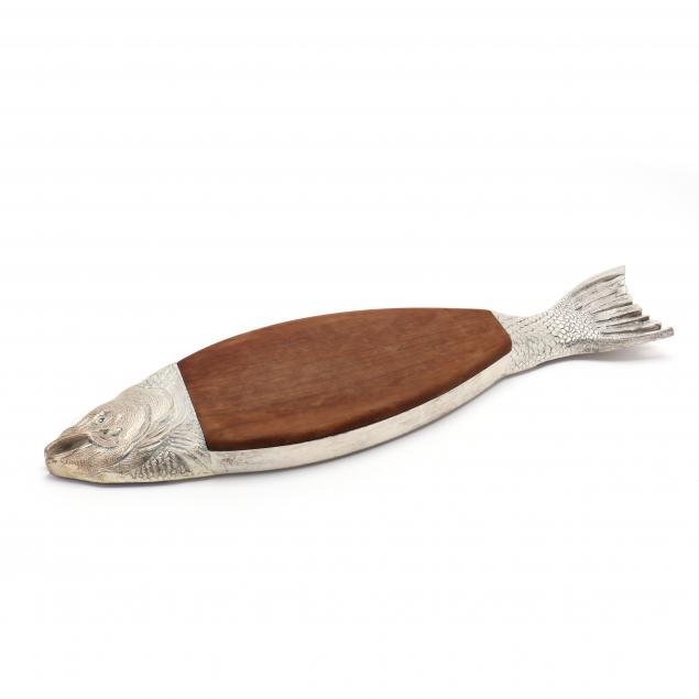 vintage-salmon-form-silverplate-and-wood-server