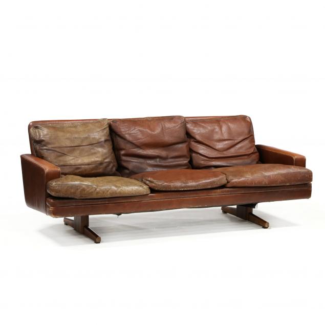 fredrik-kayser-norway-1924-1968-model-807-leather-sofa