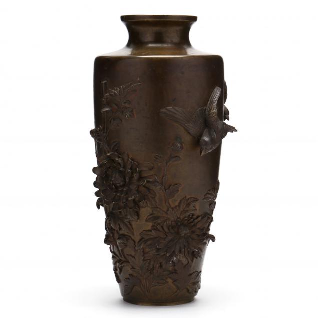 a-japanese-antique-bronze-vase