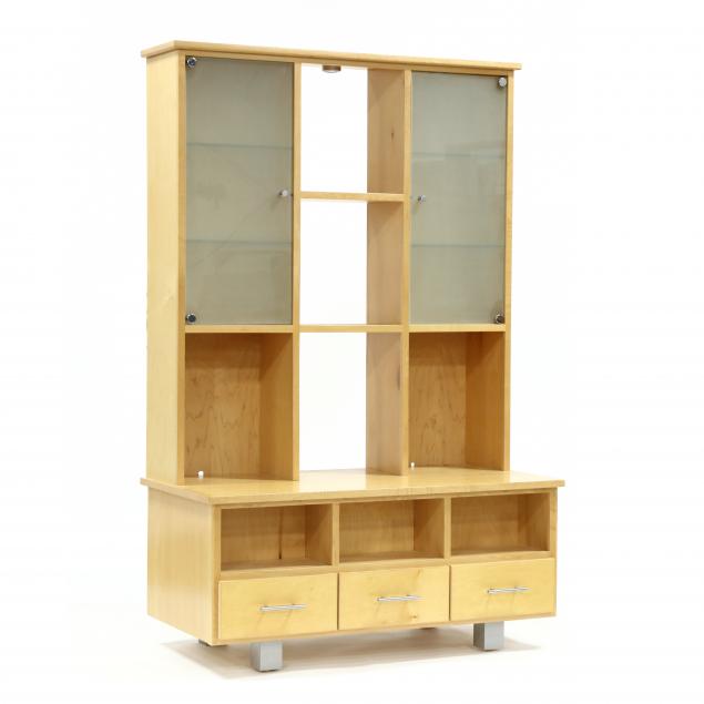 custom-maple-lighted-display-cabinet