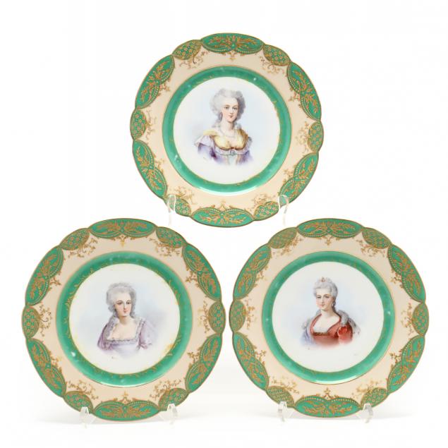 three-sevres-i-chateau-des-tuileries-i-portrait-plates