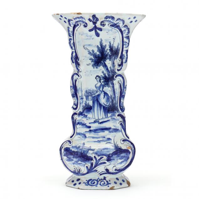 delft-garniture-vase-marked