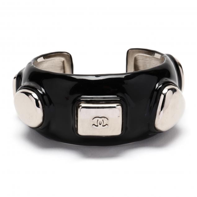 vintage-silver-and-black-enamel-cuff-bracelet-chanel