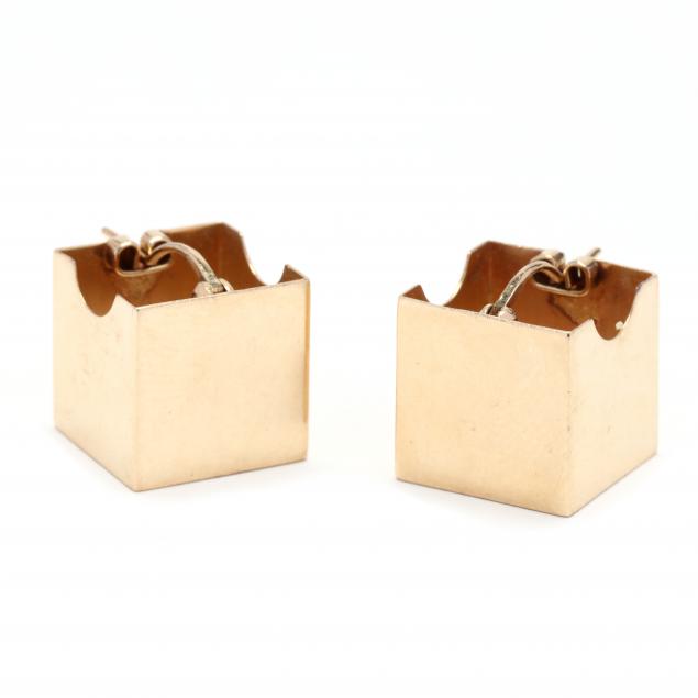 modernist-gold-cube-earrings-nova