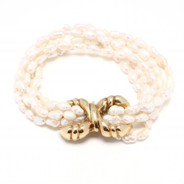 gold-and-pearl-bracelet