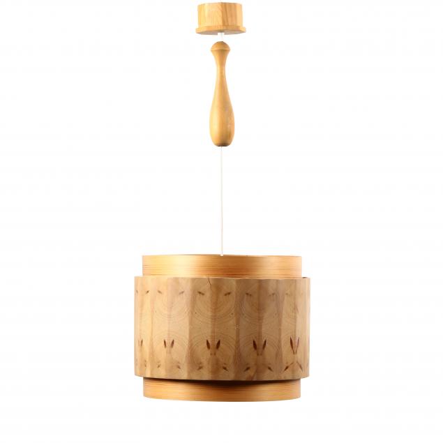 modern-wooden-pendant-light