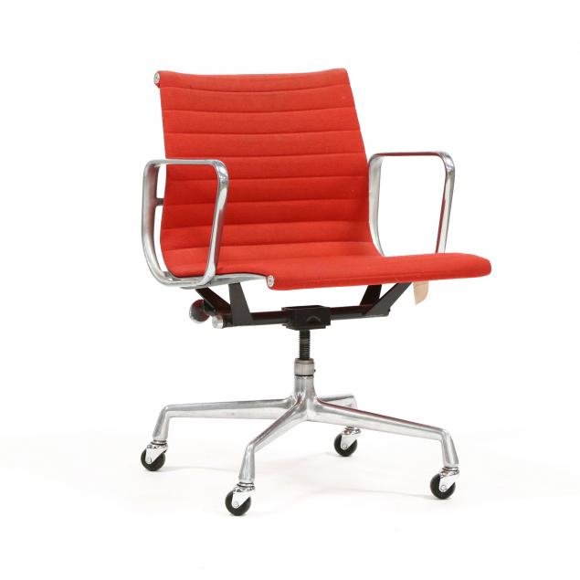 charles-and-ray-eames-aluminum-group-office-chair