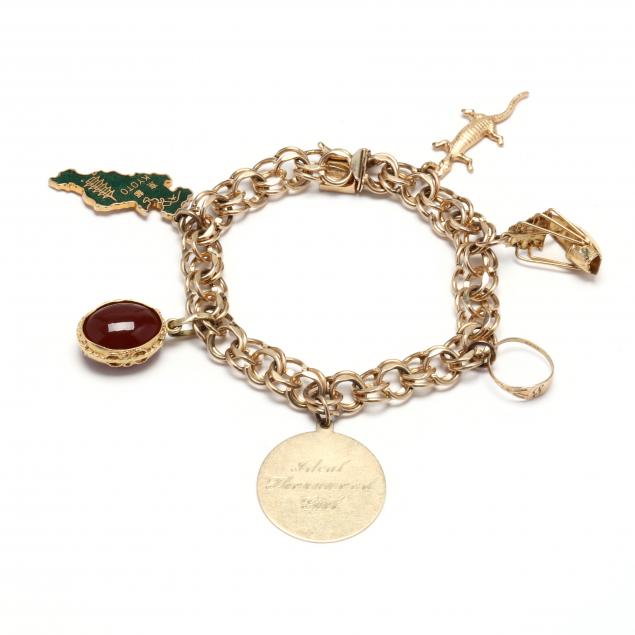 gold-charm-bracelet