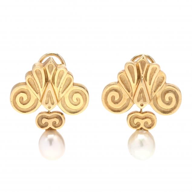 gold-and-pearl-earrings-wing
