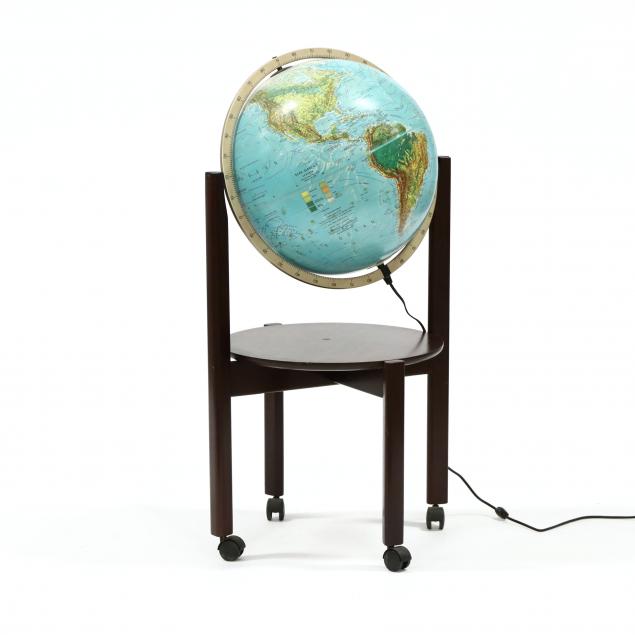 scan-lighted-globe-on-stand