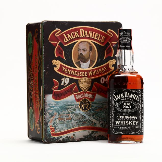 jack-daniels-whiskey-bottle-in-tin