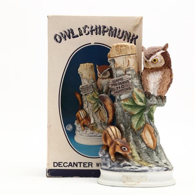 hoffman-bourbon-whiskey-in-owl-chipmunk-music-box-decanter