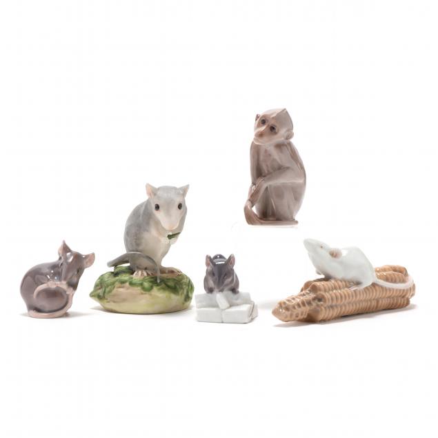 five-small-animal-figurines