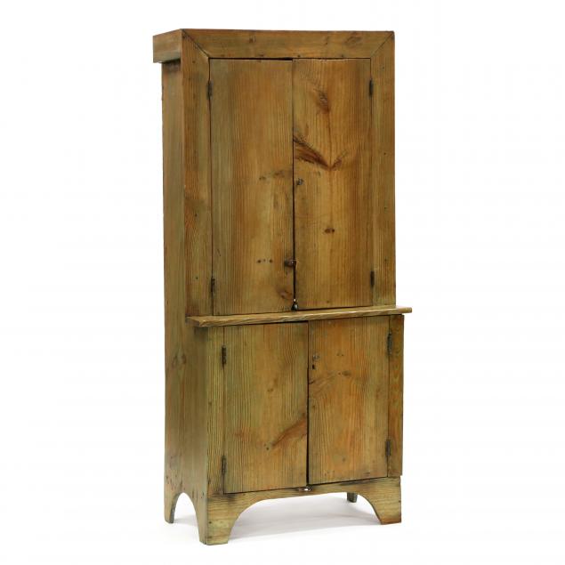 southern-yellow-pine-step-back-cupboard