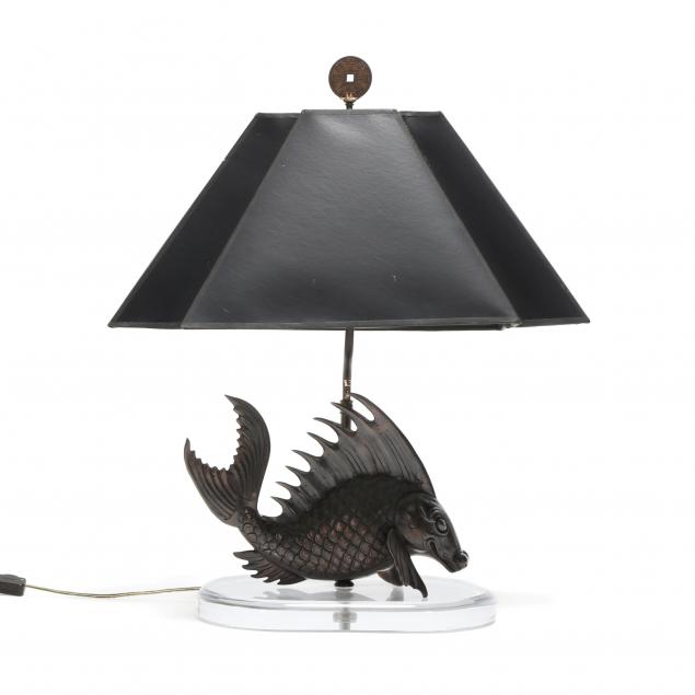 chinese-style-bronze-fish-table-lamp