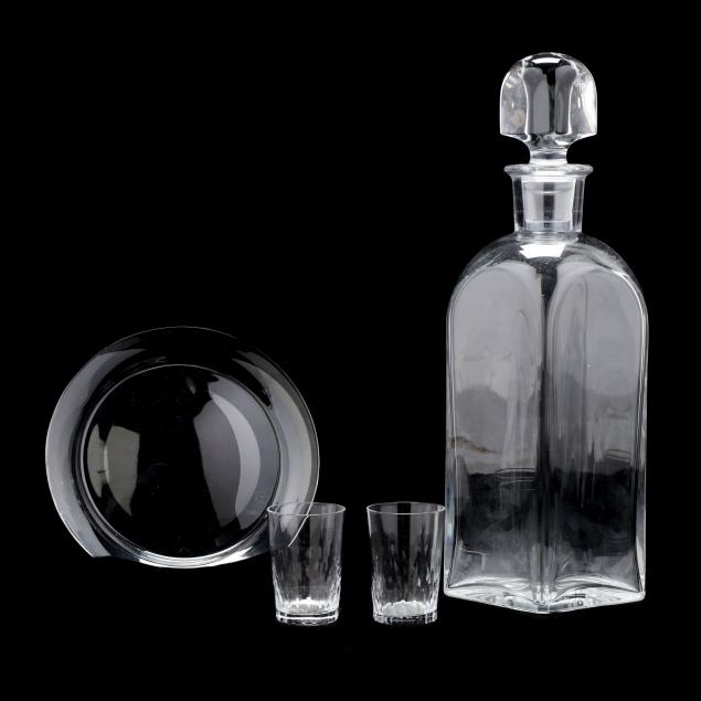 16-pieces-of-baccarat-crystal-barware