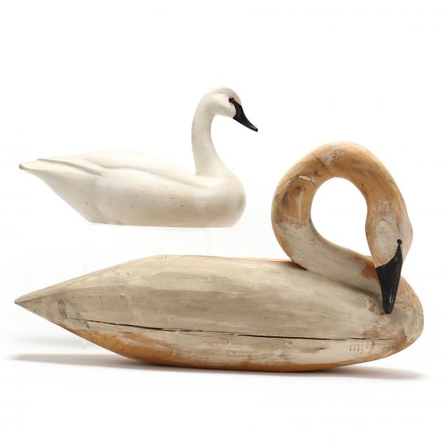 two-swan-decoys