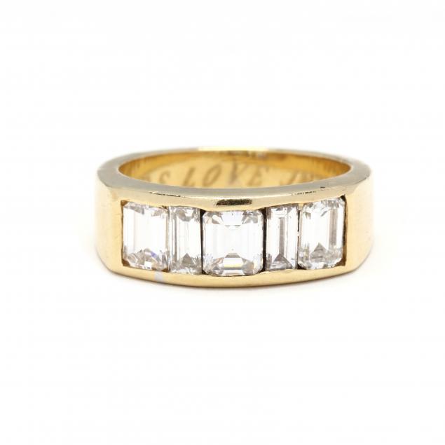 gold-and-diamond-ring