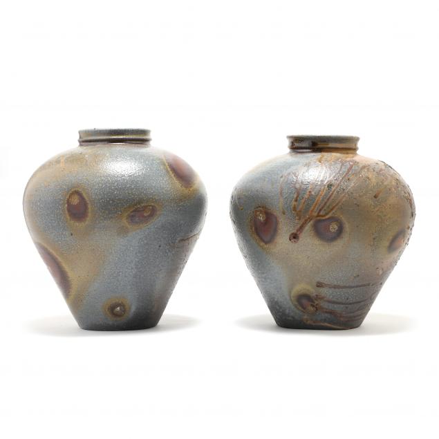 pair-of-salt-glazed-pots-david-stuempfle-seagrove-nc-b-1960