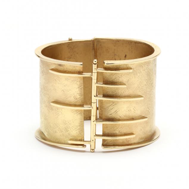 wide-gold-cuff-bracelet-jewelsmith