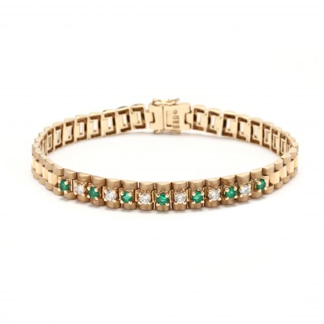 gold-diamond-and-emerald-bracelet