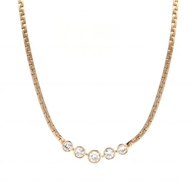 gold-and-diamond-necklace