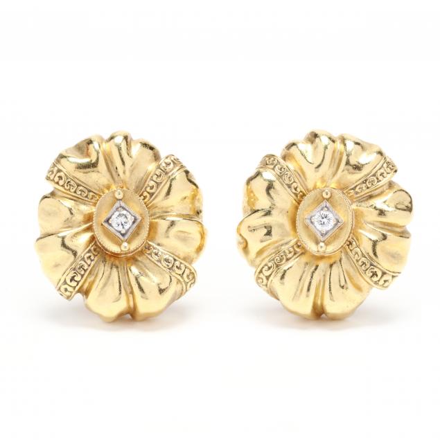 gold-and-diamond-floral-earrings-siedengang