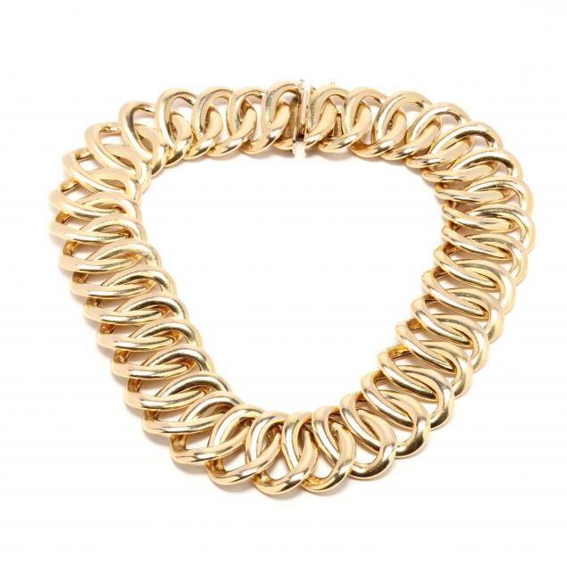 a-wide-link-gold-necklace-italy