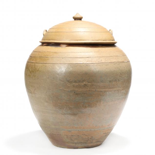 hyang-jang-oh-s-korea-impressive-large-covered-jar