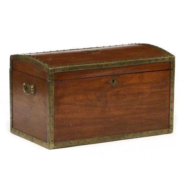 campaign-style-captain-s-sea-chest