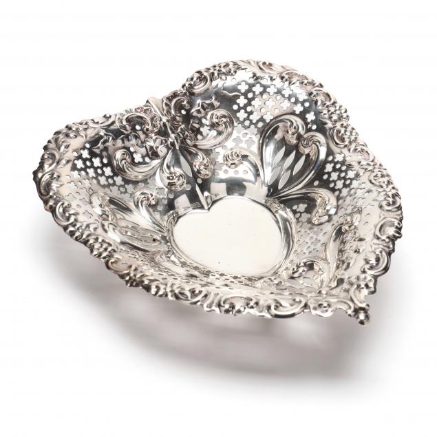 gorham-sterling-silver-pierced-heart-bowl