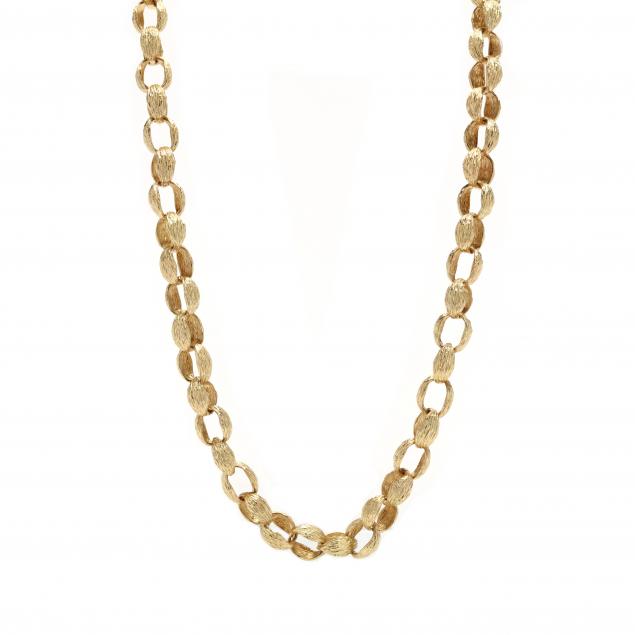 gold-link-necklace