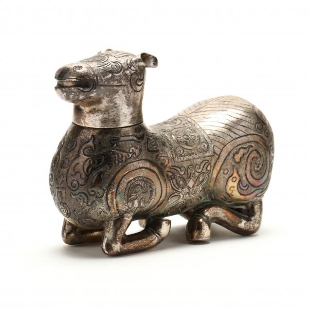 a-chinese-silver-zoomorphic-box