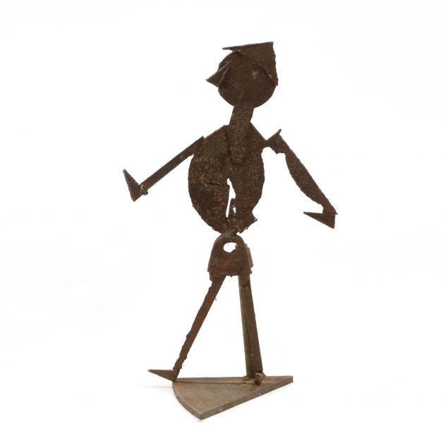 folky-steel-garden-sculpture-of-a-standing-figure