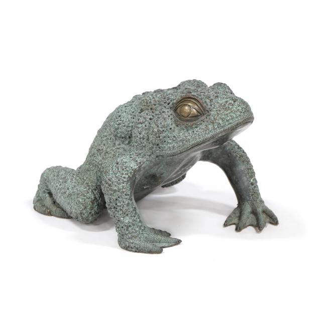 decorative-bronze-toad-sculpture