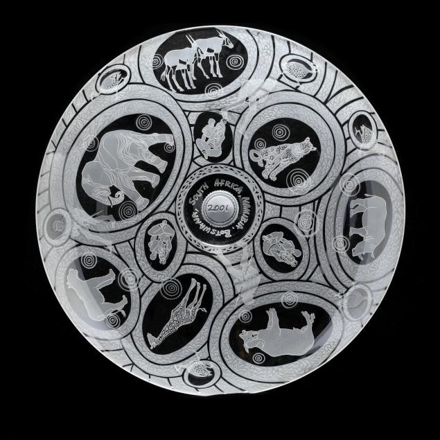 elena-sheppa-american-20th-century-large-glass-african-themed-presentation-bowl