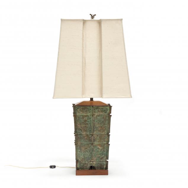 a-chinese-archaic-fang-yi-bronze-vessel-lamp