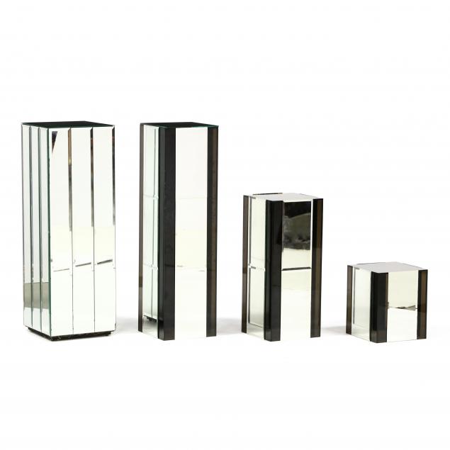 four-modern-mirrored-pedestals