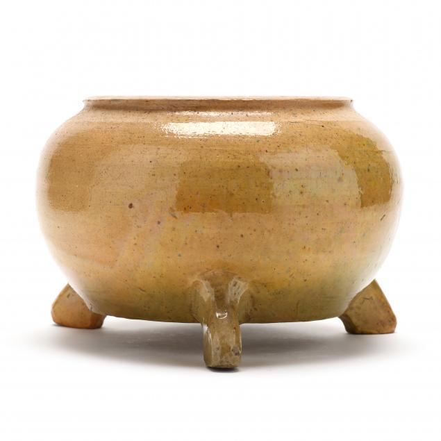 rare-form-tripod-bowl-or-planter-attributed-auman-pottery-1922-1937-seagrove-nc