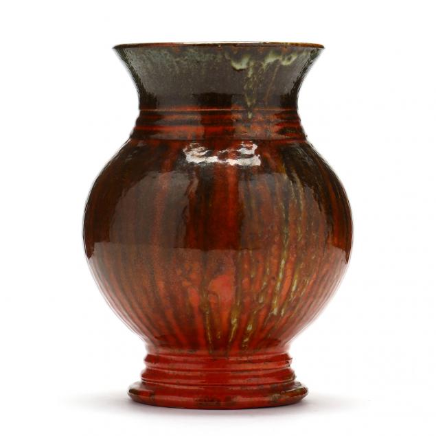 tooled-rim-vase-attributed-phil-graves-j-b-cole-pottery-montgomery-county-nc