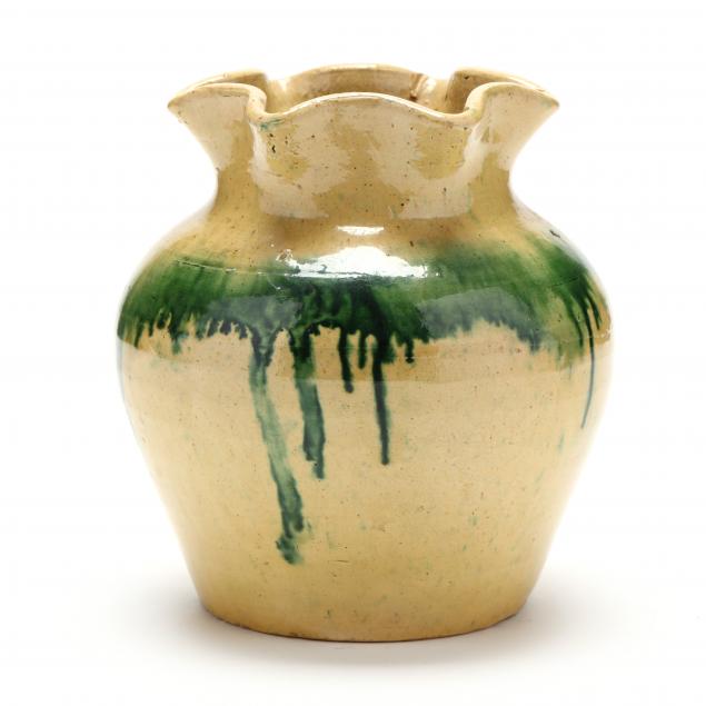 vase-with-ruffled-rim-attributed-auman-pottery-1922-1937-seagrove-nc