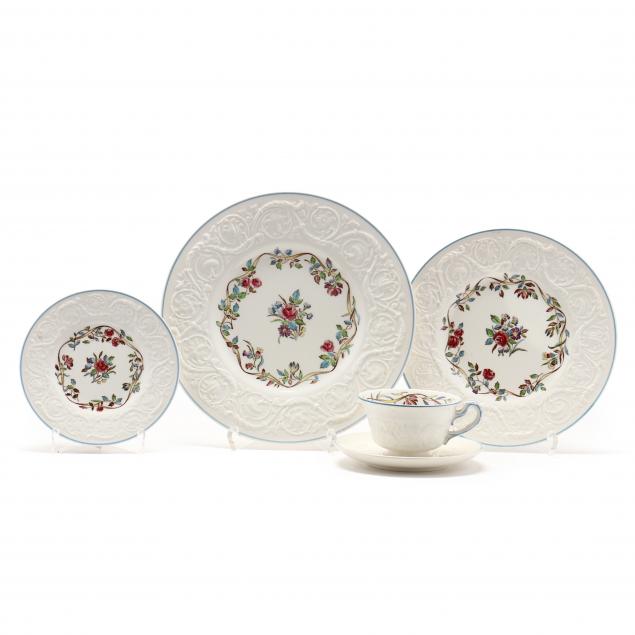 wedgwood-70-pieces-of-i-argyle-i-dinnerware