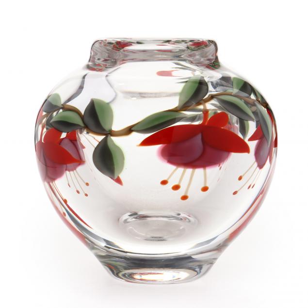 orient-flume-floral-glass-paperweight-vase