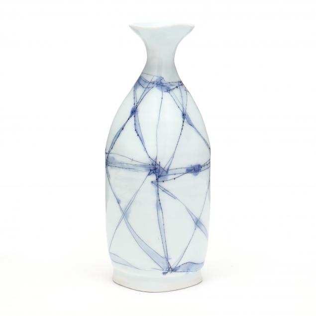 masamichi-yoshikawa-japanese-b-1946-porcelain-tokkuri-sake-bottle