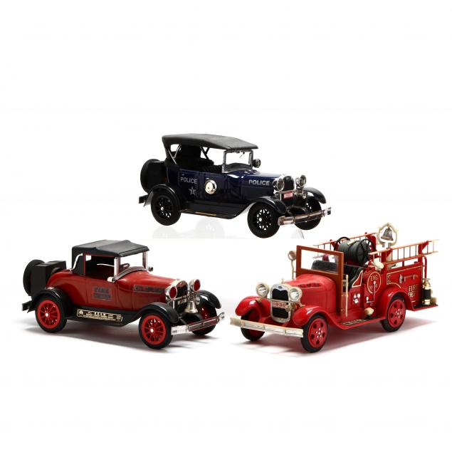 jim-beam-kentucky-straight-bourbon-whiskey-police-and-fire-vehicle-decanters