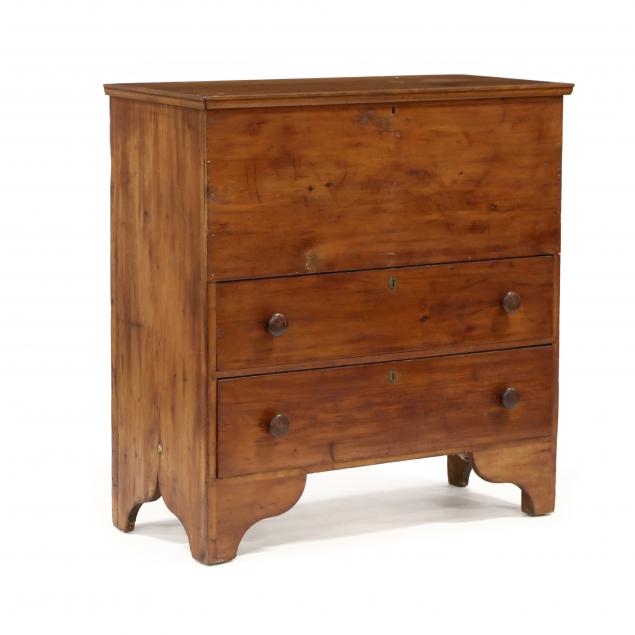 new-england-late-federal-pine-mule-chest