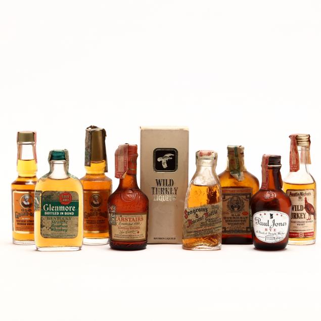 top-shelf-miniature-bottle-selection